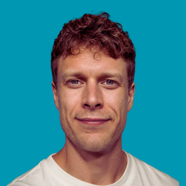 Stefan Larsen